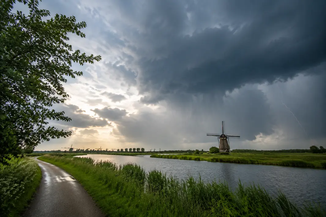 Koel en wisselvallig weer verwacht op Hemelvaartsdag met kans op buien en onweer