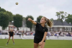 Talentvolle kaatser Noëlle Hiddinga maakt indrukwekkend debuut bij Gouden Wilhelminapartij
